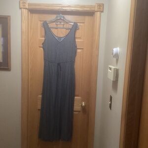 Black and gray long sleeveless dress